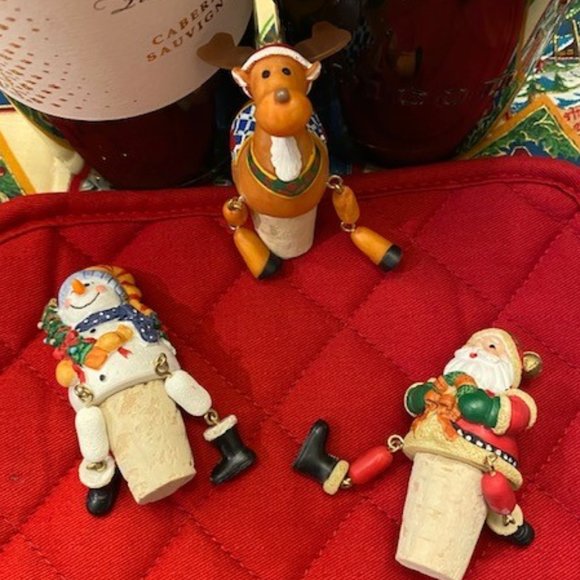 Holiday "Dangling Legs" Wine Stoppers - Picture 12 of 14